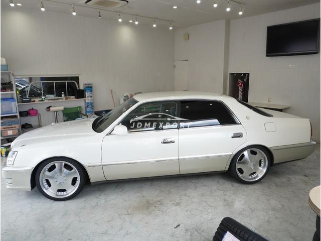 Toyota Crown Majesta 1998 thumbnail 4