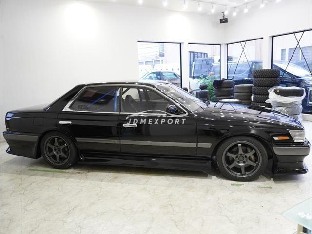 Nissan Laurel 1989 thumbnail 3