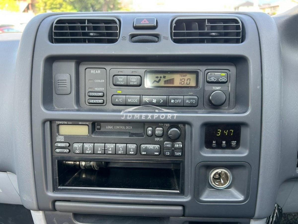 Toyota Granvia 1996 thumbnail 37