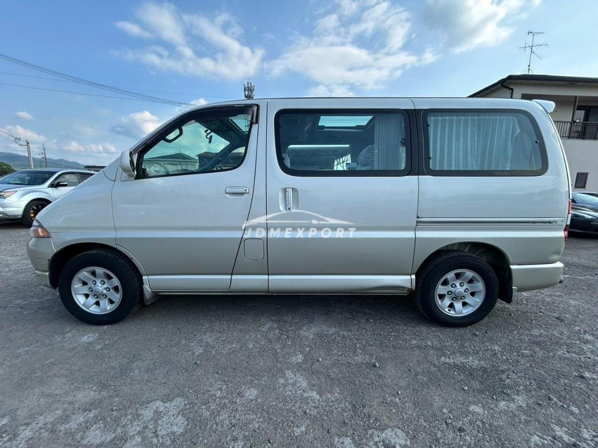 Toyota Granvia 1996 thumbnail 6