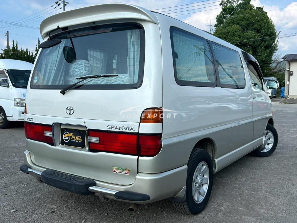 Toyota Granvia 1996 thumbnail 4