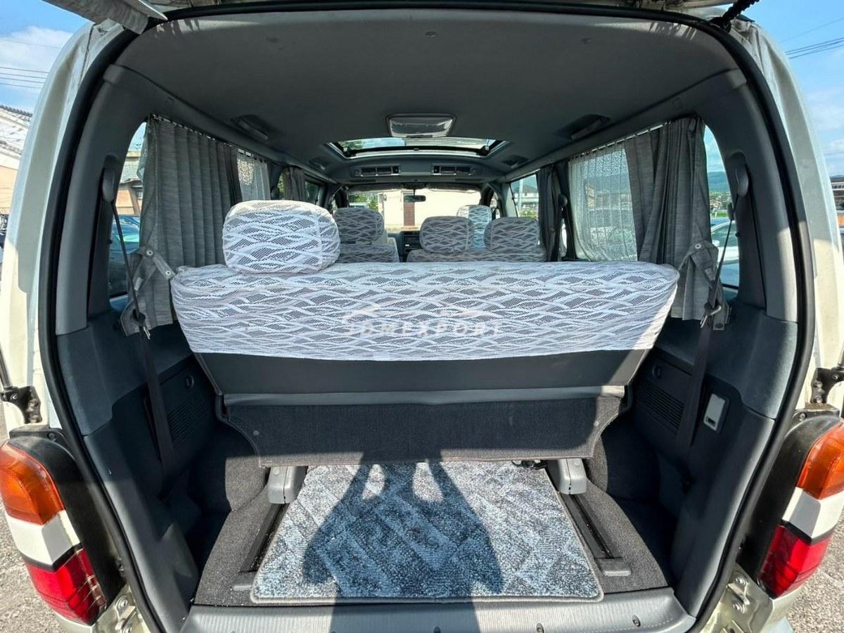 Toyota Granvia 1996 thumbnail 12