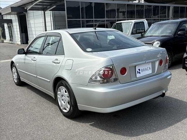 Toyota Altezza 2001 thumbnail 13