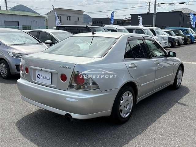 Toyota Altezza 2001 thumbnail 15