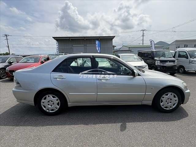 Toyota Altezza 2001 thumbnail 11