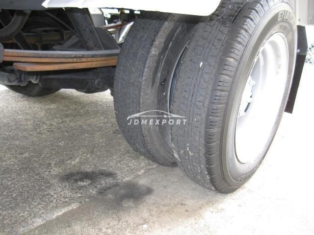 Isuzu Elf Truck 1999 thumbnail 20