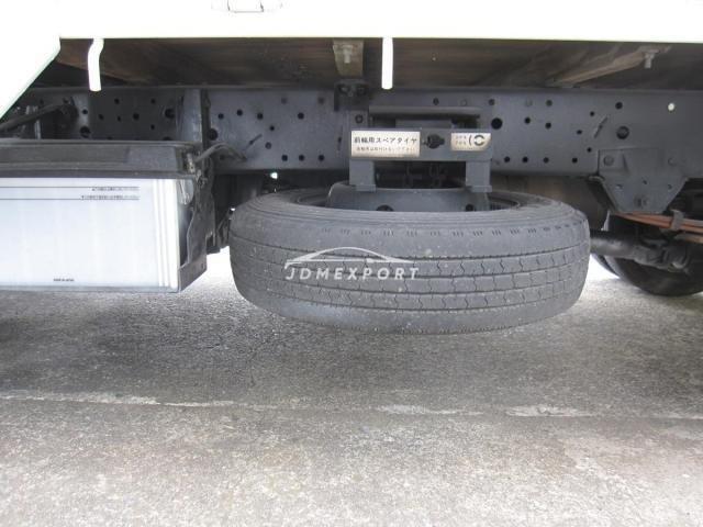 Isuzu Elf Truck 1999 thumbnail 21