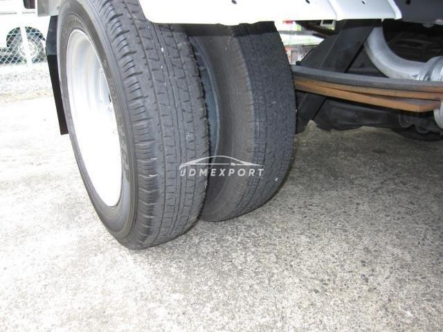Isuzu Elf Truck 1999 thumbnail 19