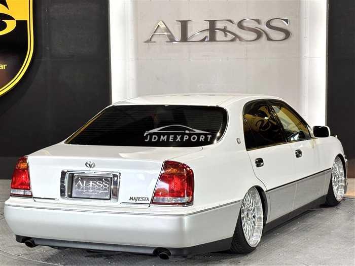 Toyota Crown Majesta 1999 thumbnail 3