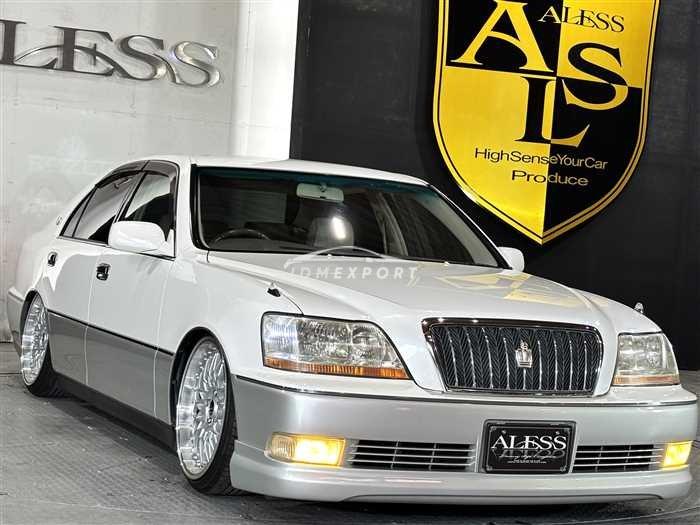 Toyota Crown Majesta 1999 thumbnail 2