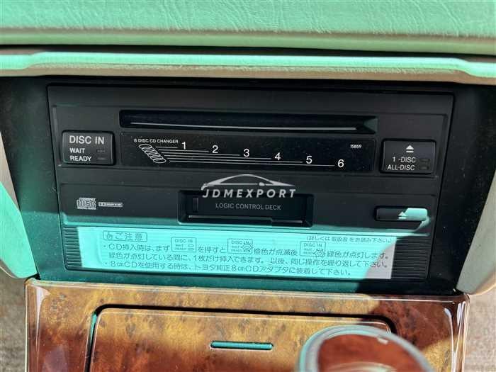 Toyota Crown Majesta 1999 thumbnail 23