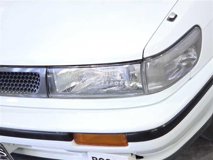 Nissan Bluebird 1988 thumbnail 9