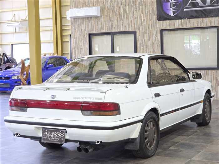Nissan Bluebird 1988 thumbnail 3