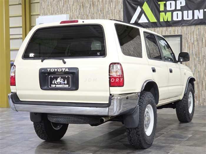 Toyota Hilux Surf 1998 thumbnail 3