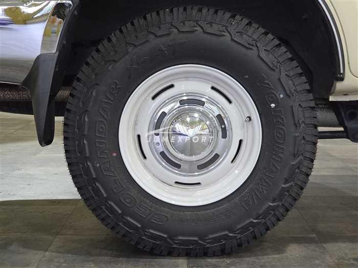 Toyota Hilux Surf 1998 thumbnail 5