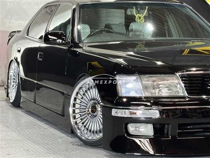 Toyota Celsior 1997 thumbnail 2