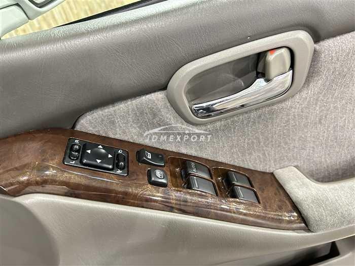 Nissan Laurel 2001 thumbnail 25
