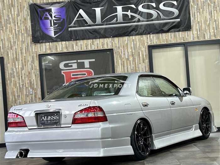 Nissan Laurel 2001 thumbnail 3