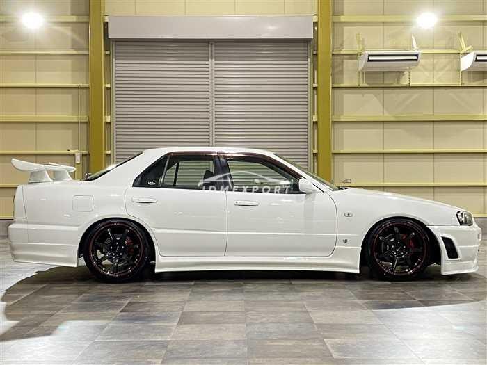 Nissan Skyline 1998 thumbnail 4