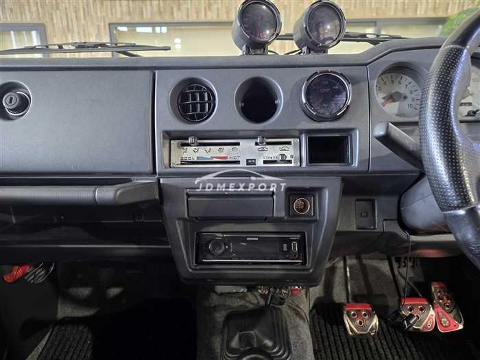 Suzuki Jimny 1996 thumbnail 22