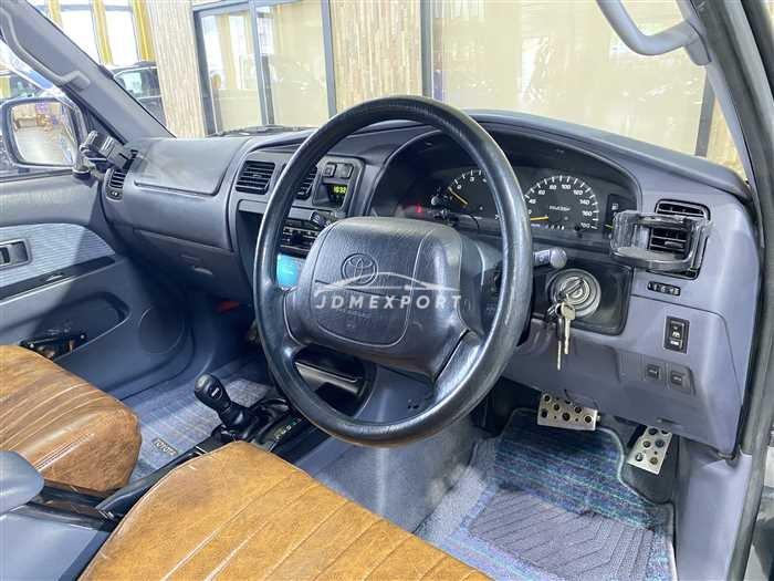 Toyota Hilux Surf 1996 thumbnail 17
