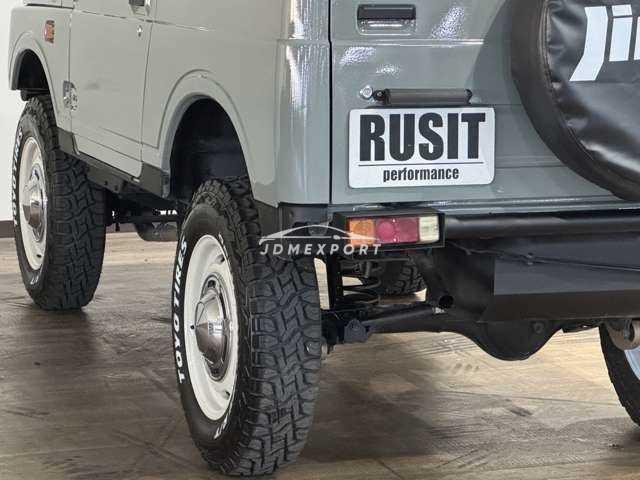 Suzuki Jimny 1997 thumbnail 9