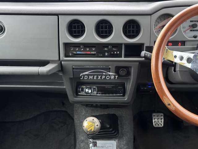 Suzuki Jimny 1998 thumbnail 23