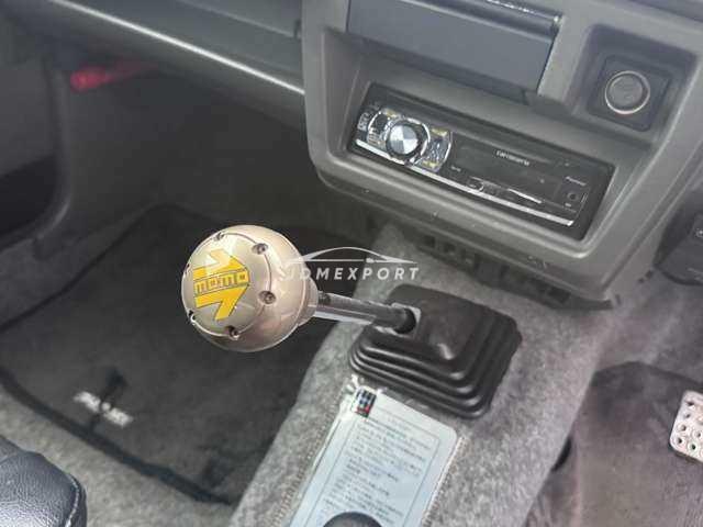 Suzuki Jimny 1998 thumbnail 22