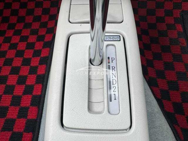 Nissan Figaro 1992 thumbnail 21