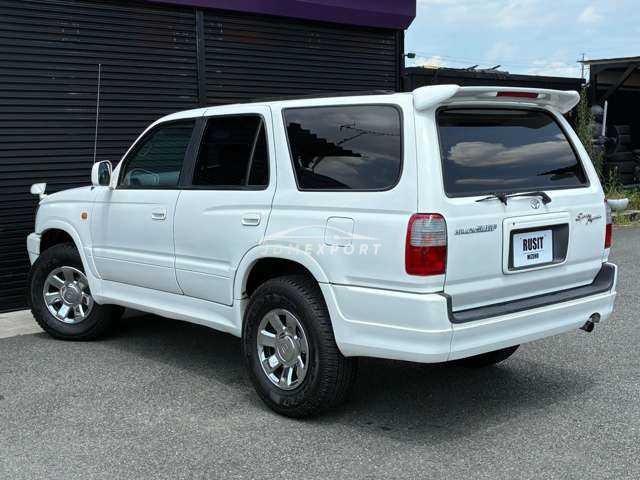 Toyota Hilux Surf 1999 thumbnail 11