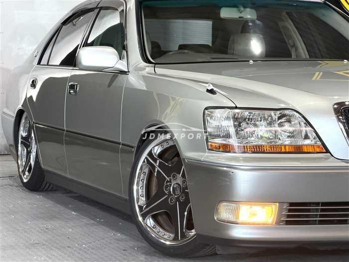 Toyota Crown Majesta 1999 thumbnail 2