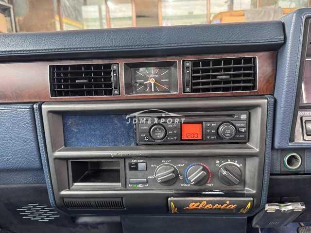 Nissan Gloria Van 1993 thumbnail 23