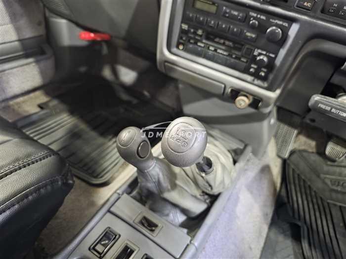 Toyota Hilux Surf 1990 thumbnail 21