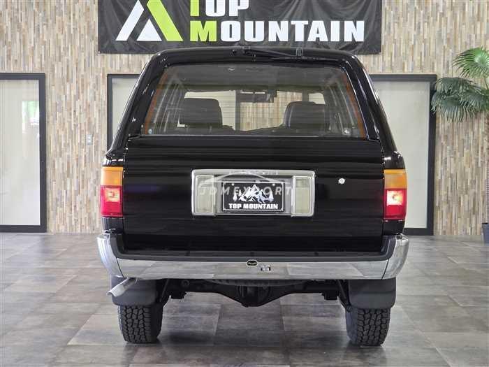 Toyota Hilux Surf 1990 thumbnail 11