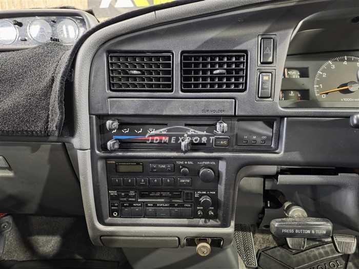 Toyota Hilux Surf 1990 thumbnail 22