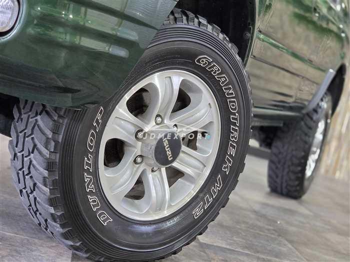 Isuzu Wizard 2001 thumbnail 5
