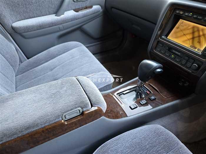 Toyota Crown Majesta 1998 thumbnail 24