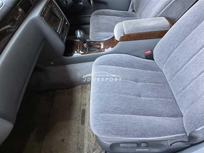Toyota Crown Majesta 1998 thumbnail 25