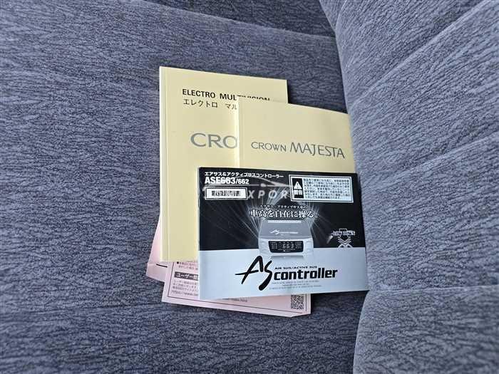 Toyota Crown Majesta 1998 thumbnail 16