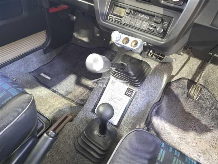 Suzuki Jimny 1996 thumbnail 25