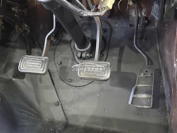 Mitsubishi Jeep 1980 thumbnail 17