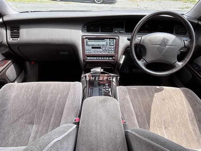 Toyota Crown Majesta 1993 thumbnail 16