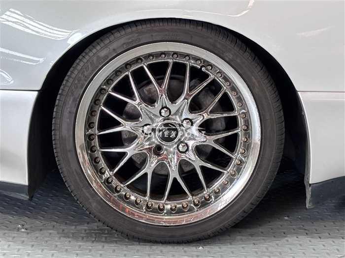 Toyota Crown Majesta 1993 thumbnail 5
