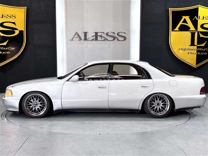 Toyota Crown Majesta 1993 thumbnail 4