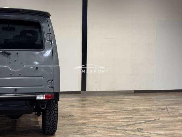Suzuki Jimny 1997 thumbnail 11