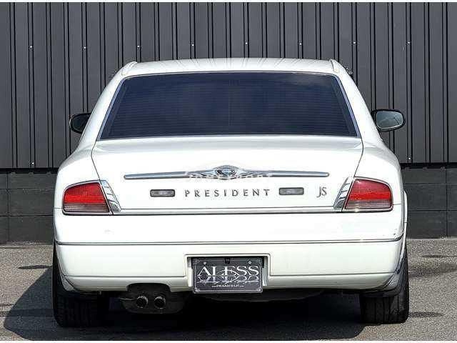 Nissan President 2000 thumbnail 13