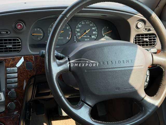 Nissan President 2000 thumbnail 19