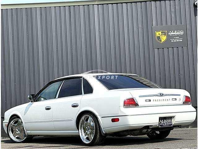 Nissan President 2000 thumbnail 12