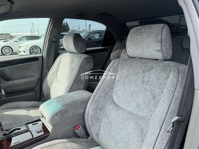 Toyota Crown Majesta 2000 thumbnail 26