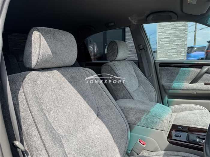 Toyota Crown Majesta 2000 thumbnail 18